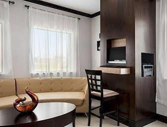 Days Inn Pearsall Kültér fotó